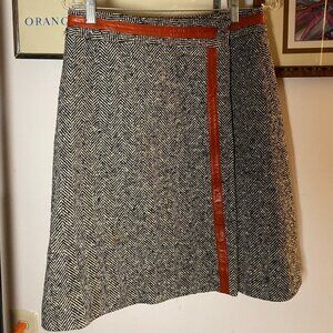 MARC JACOBS Runway 2000 Vintage Tweed Wrap skirt with red leather trim, very 60s